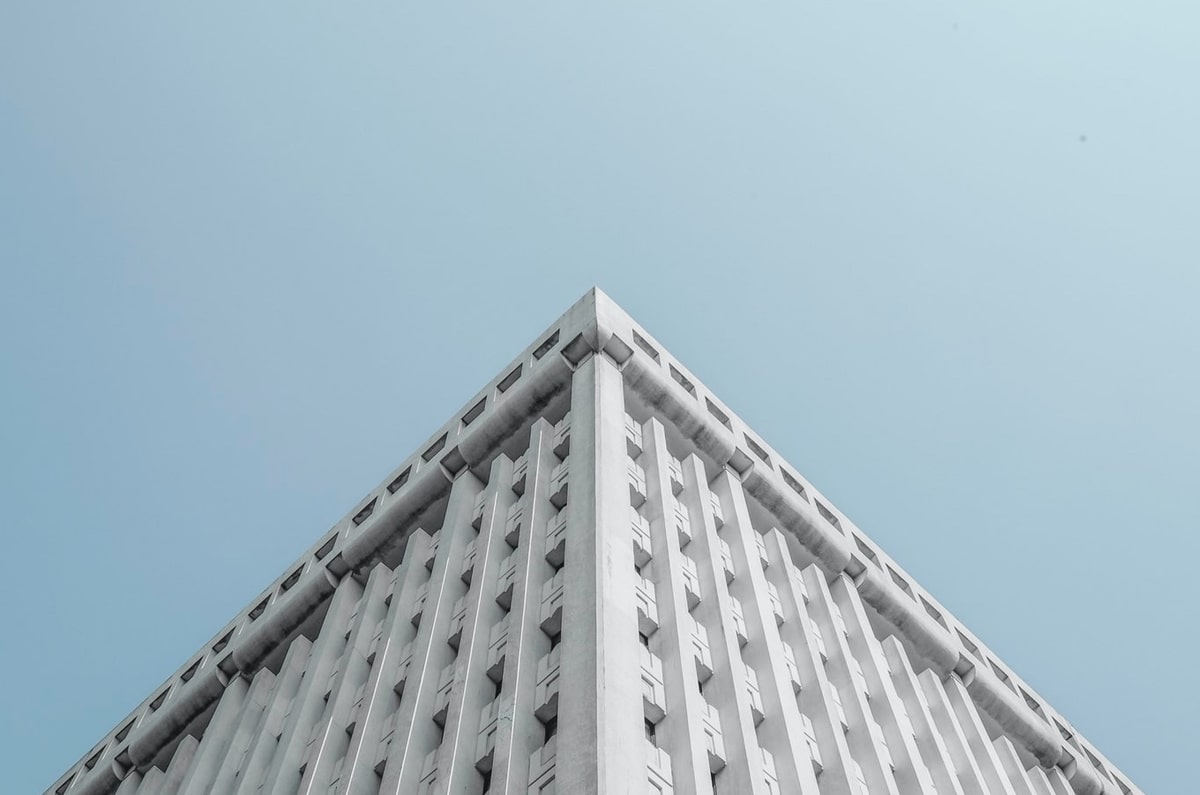 南宫28官方网站-离谱！一男子存500万一年定期，利息151000。到期取钱，工作人员却说，存单是假的！男子怒了直接告上法院！